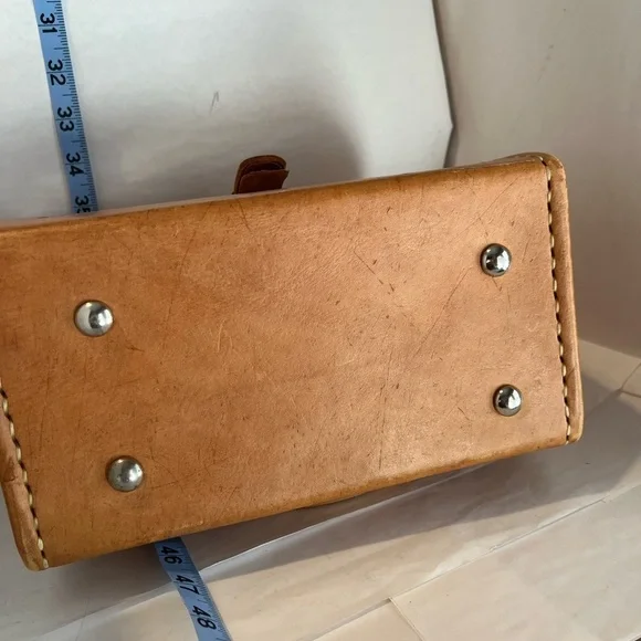 Embossed Tan Leather Satchel - Picture 5 of 8